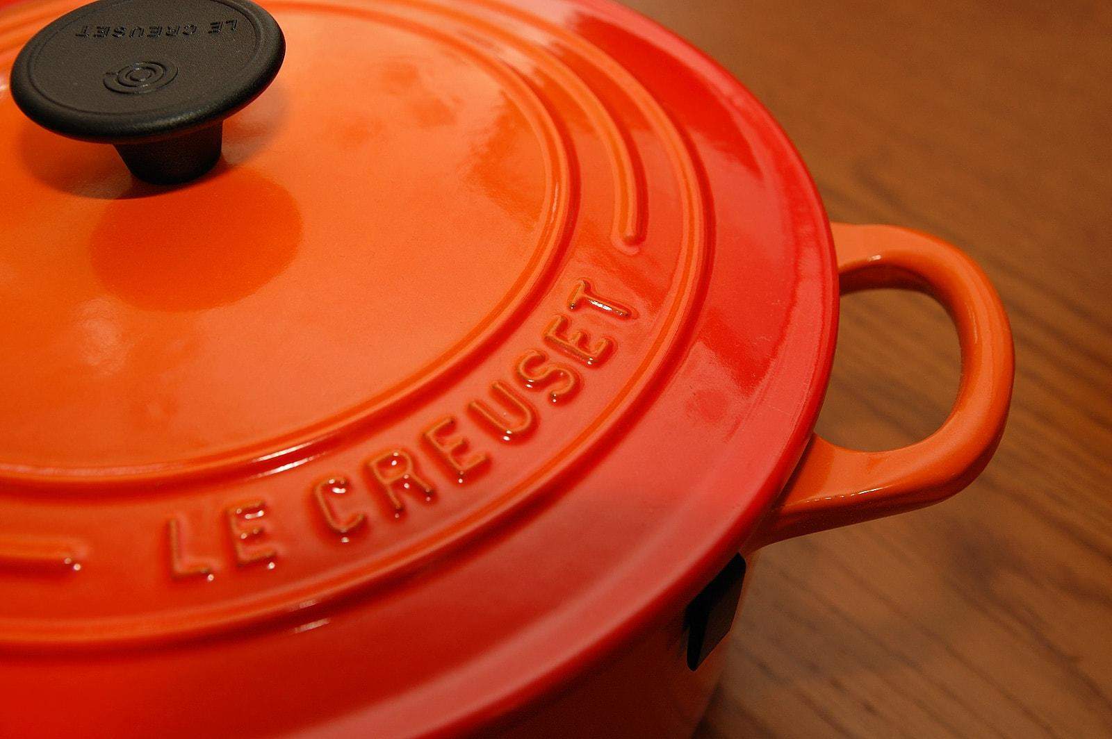 Le Creuset France Red Enamel Cast Iron #25 Oval Dutch Oven Cocotte